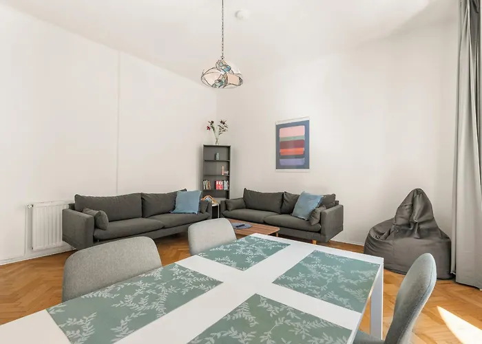 Elegante Direkt Am Stadtpark Villach